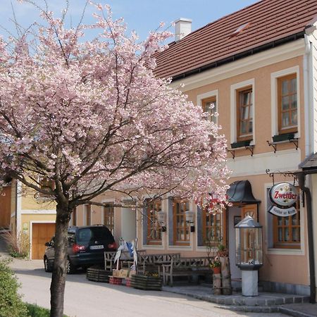 Hotel Gasthof Zur Kirche Kottes Exterior foto